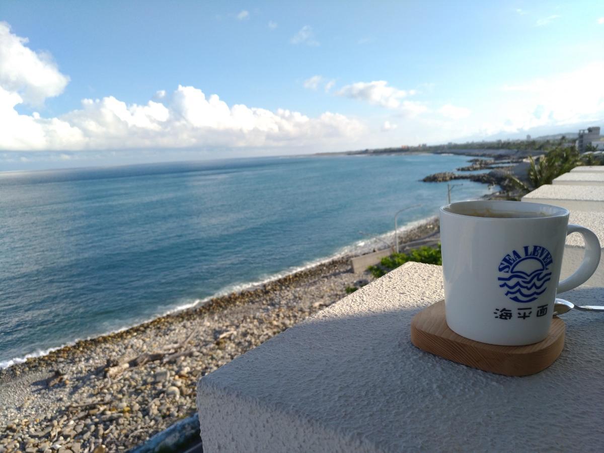 Taitung Sea Level Bed & Breakfast Bagian luar foto