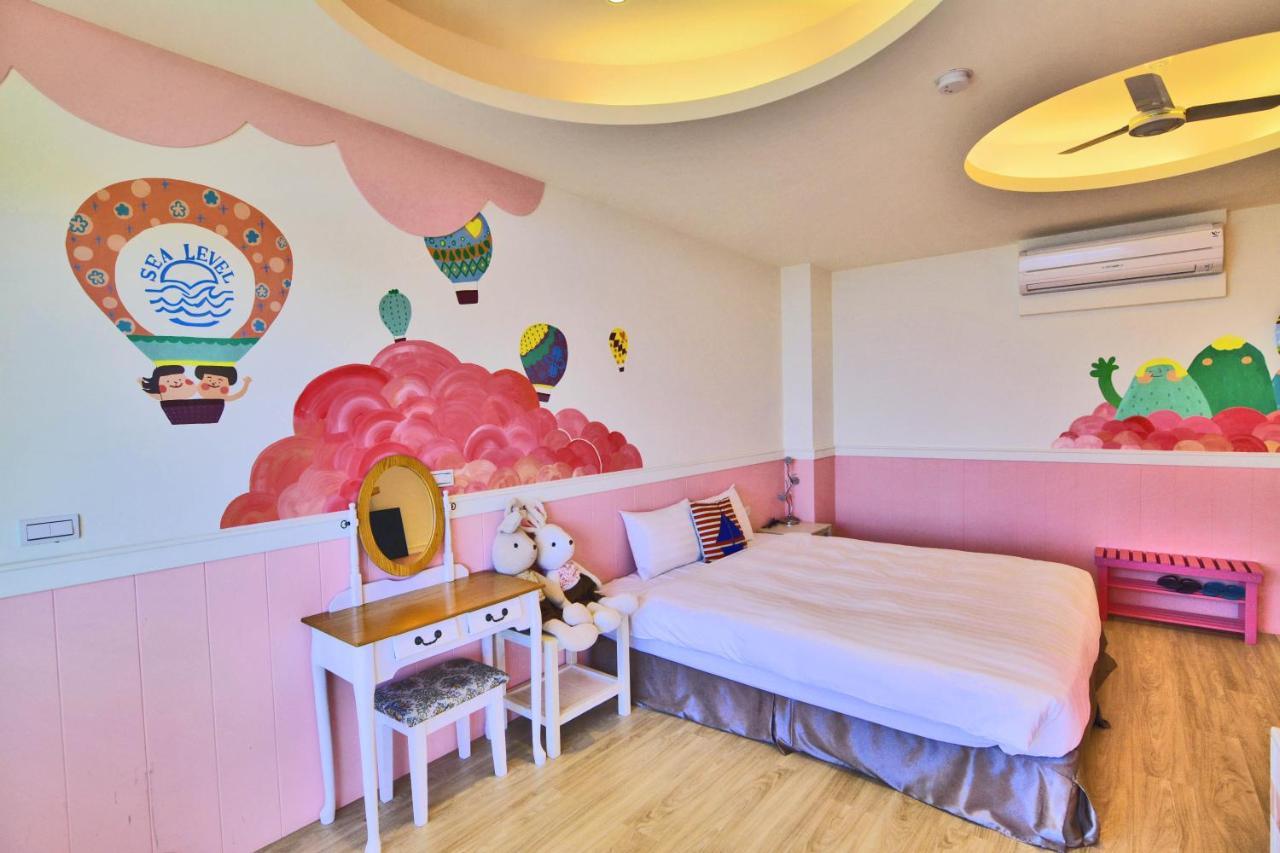 Taitung Sea Level Bed & Breakfast Bagian luar foto