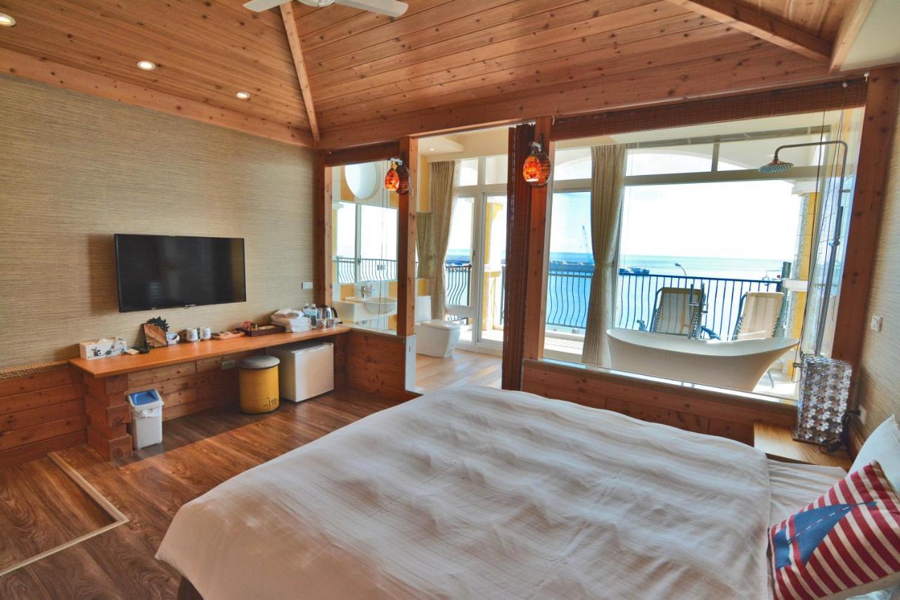 Taitung Sea Level Bed & Breakfast Bagian luar foto